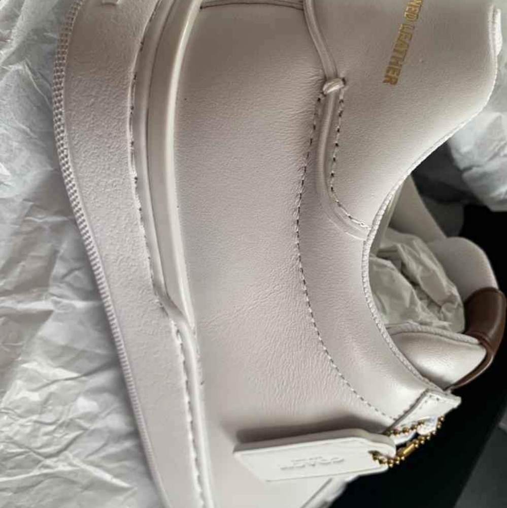 Coach low raise leather sneakers - Picture 6 of 9